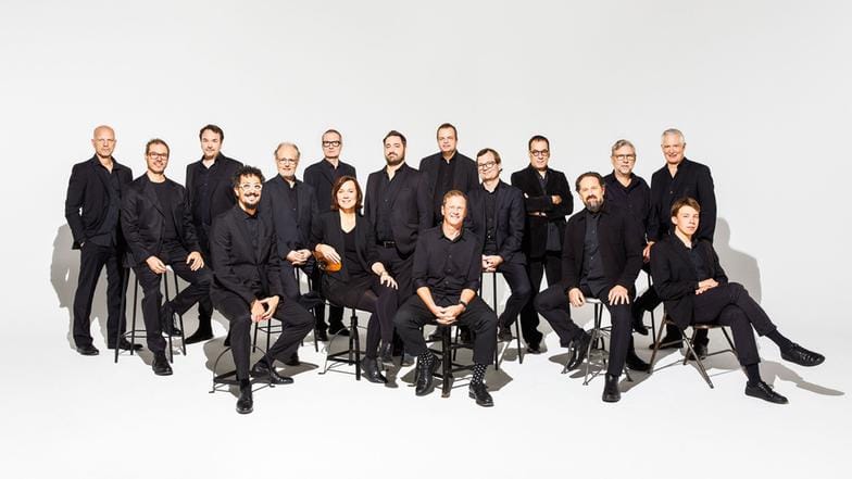Das Bild vom Ensemble der NDR Bigband.